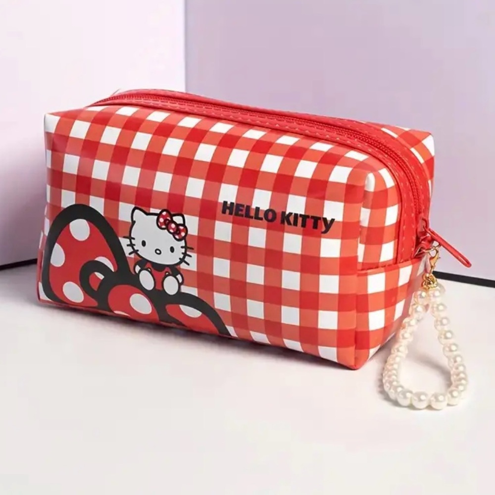 Hello Kitty Bundle - Picture 2 of 5
